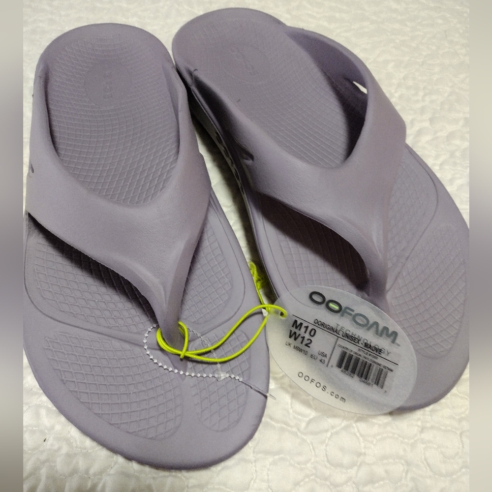 Oofos Original Unisex Recovery Sandals Mauve Men's US 10 EU 43 Women’s 12 NWT